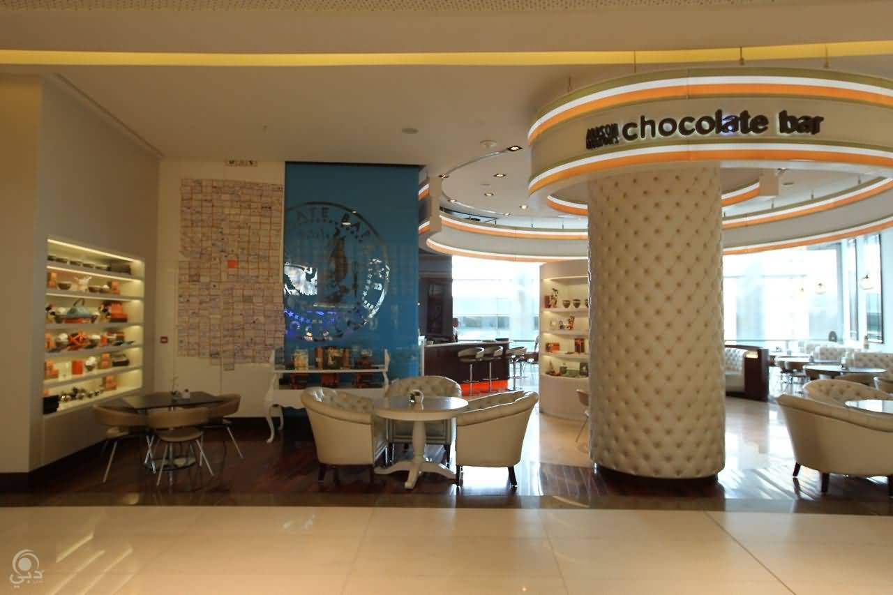 مقهى و مطعم اليسون نيلسون شوكلت بار للمأكولات الخفيفة و الحلويات في دبي