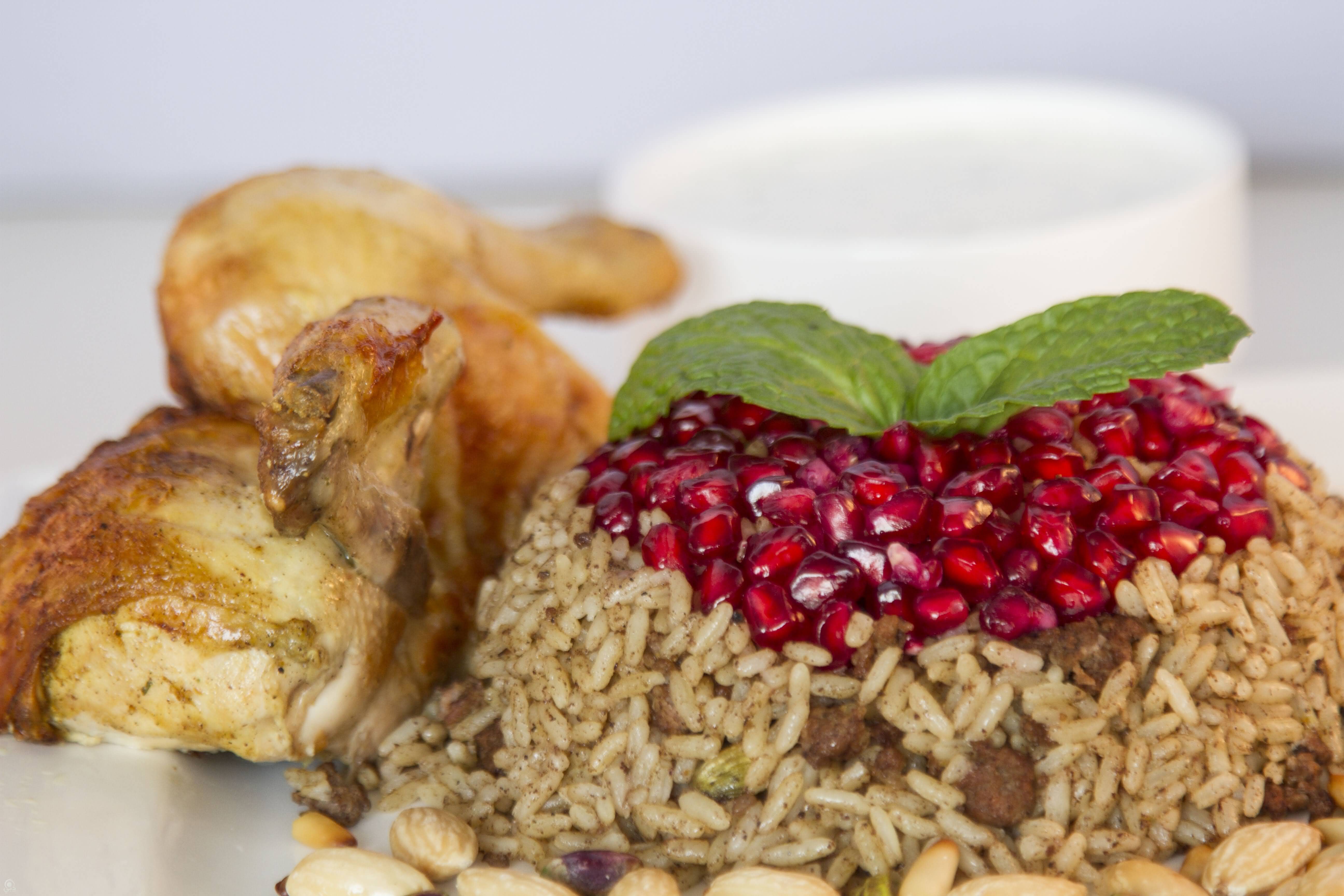 مقهى ومطعم ناره للمأكولات الشرقية – شارع الشيخ زايد