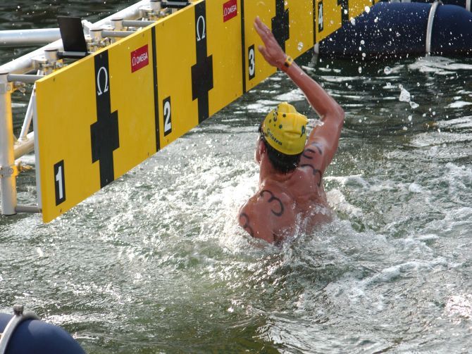 20141126_2nd-Dubai-International-Open-Water-Swimming-Championships