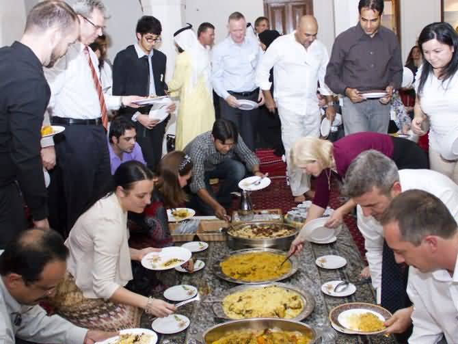 دبي تستضيف فعالية الإفطار الثقافي و الاجتماعي 2015