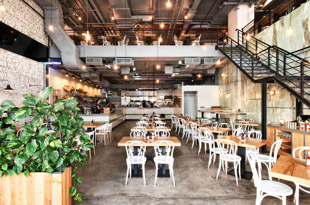 مقهى توم أند سيرج القوز عين دبي