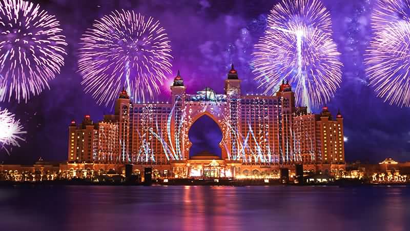 أفضل 3 أماكن لمشاهدة عروض الألعاب النارية بالمجان إحتفالا برأس السنة 2016 في دبي