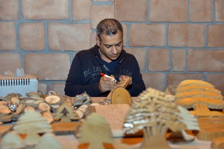 القرية العالمية متحف عالمي لإبداعات الفنون اليدوية