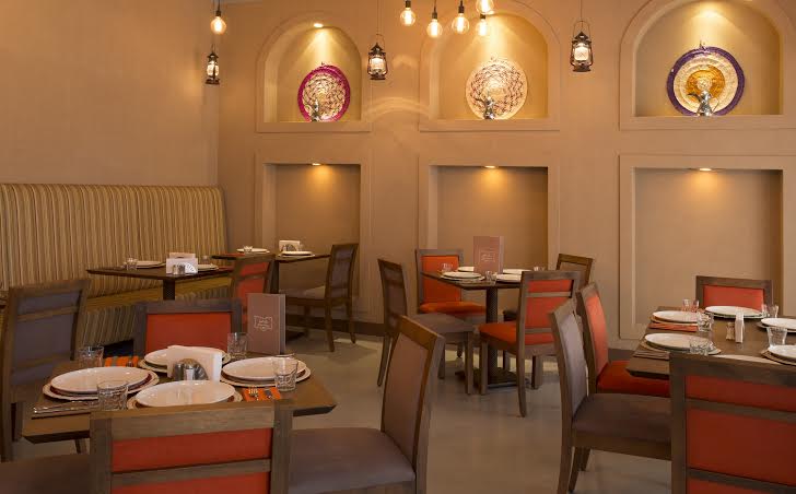 مطعم مجلس الفريج أبوظبي يقدّم قائمة تضم أشهى المأكولات الإماراتية