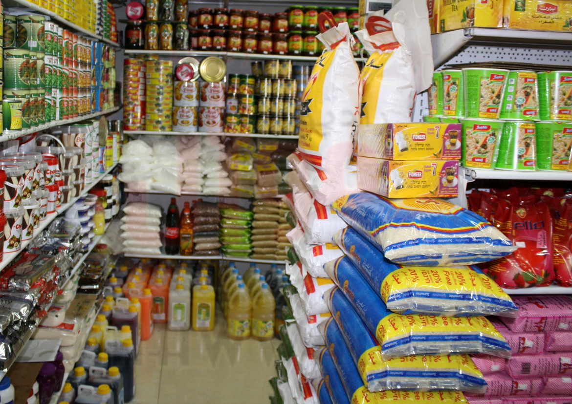 كيف تغيرت أسعار المواد الغذائية بدبي خلال رمضان ؟