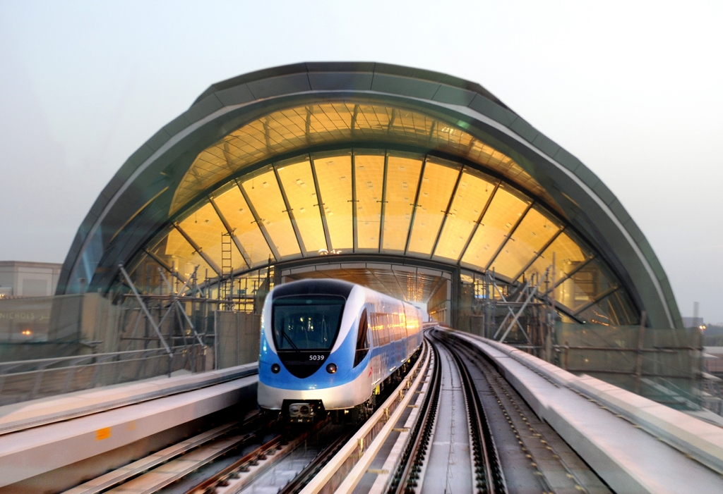مواعيد مترو دبي 2016