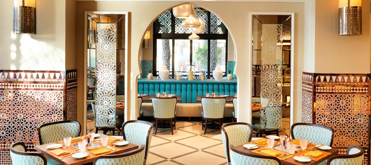 مطعم هنايا للمأكولات العالمية في دبي
