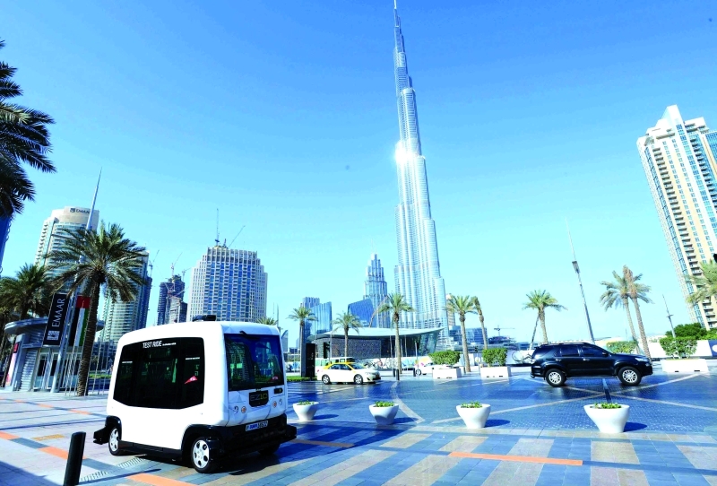 بالفيديو ..  إختبار أول مركبة ذكية ذاتية القيادة في دبي