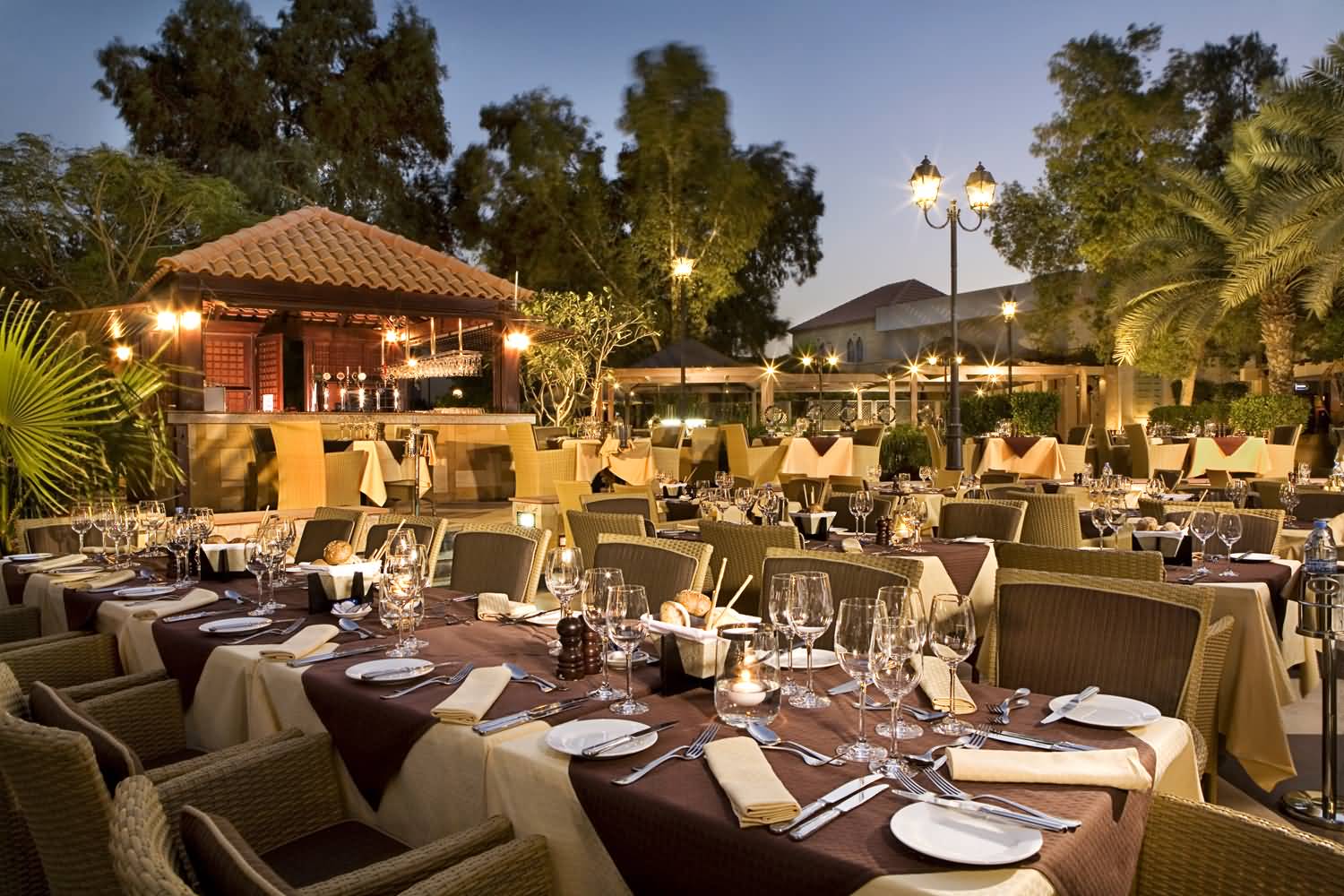 عروض مطعم ميريديان فيلدج لنهاية موسم الصيف الحار في دبي