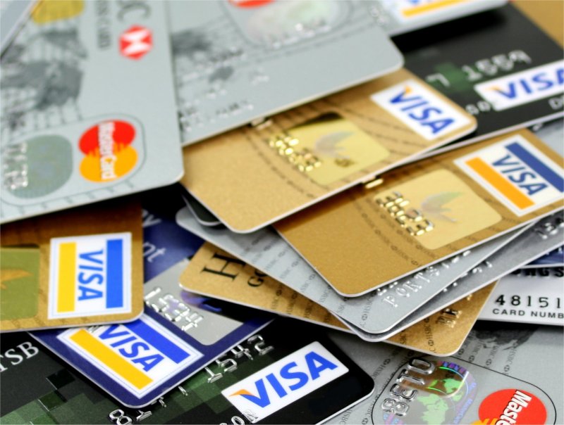 إنفوجرافيك | كيف تحافظ على سلامة بطاقتك الإئتمانية في دبي ؟