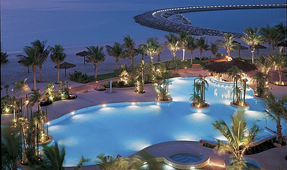 أكثر 10 شواطئ هدوئاً في دبي