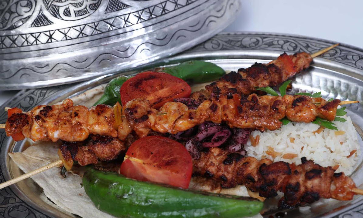 مقهى سارايدان يطلق قائمة طعام جديدة لعشاق المطبخ التركي