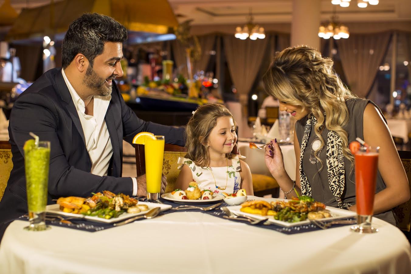 إحتفل بالعيد مع فندق ونادي ضباط القوات المسلحة في أبوظبي ...