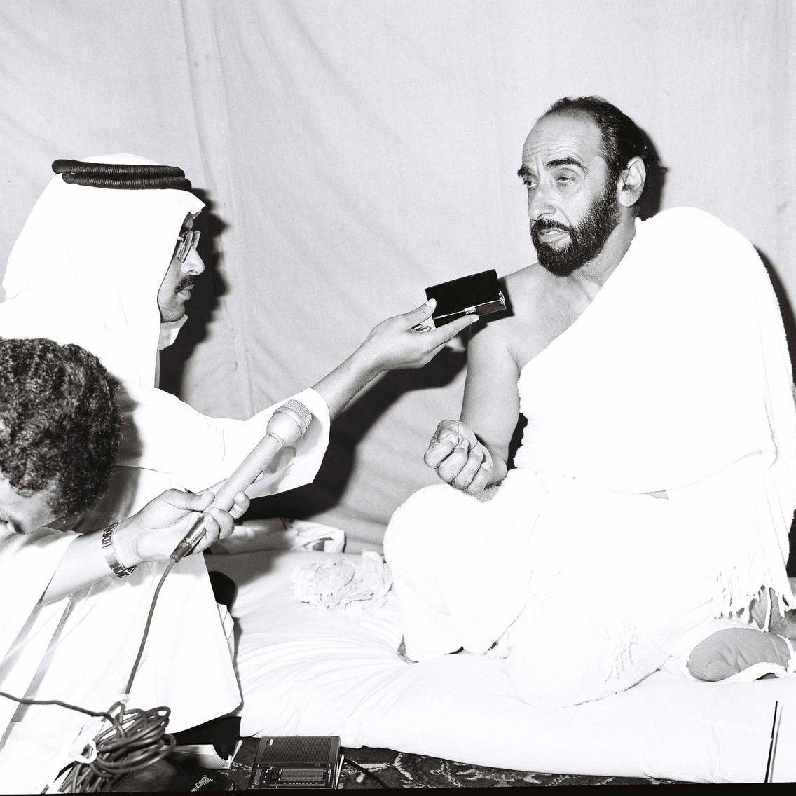 بالصور و الفيديو رحلة حج المغفور له الشيخ زايد بن سلطان آل نهيان خلال سنة 1979