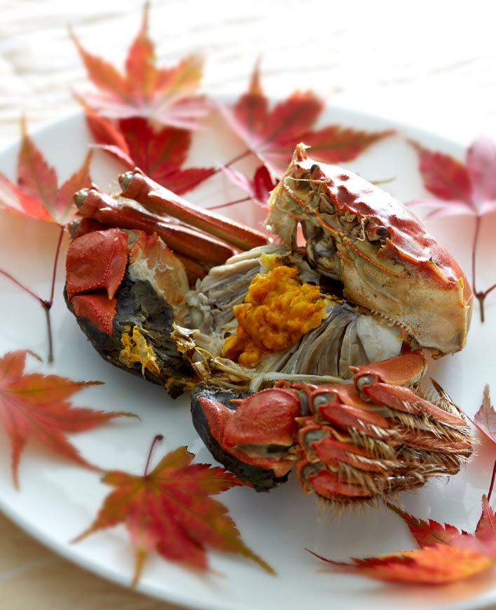 مطعم شانغ بالاس يقدم قائمة موسم السلطعون البحري