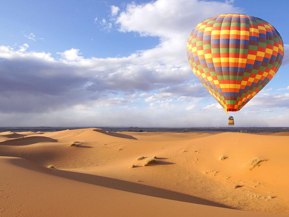 المنطاد الصحراوي دبي