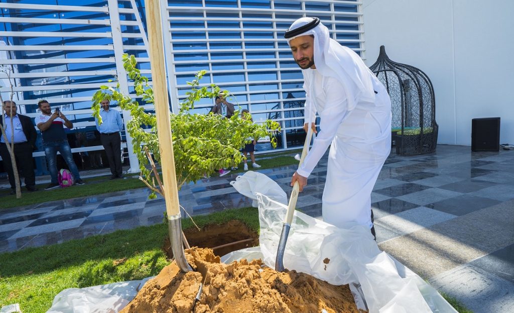 احتفال زراعة شجرة الغاف في دبي هايتس أكاديمي