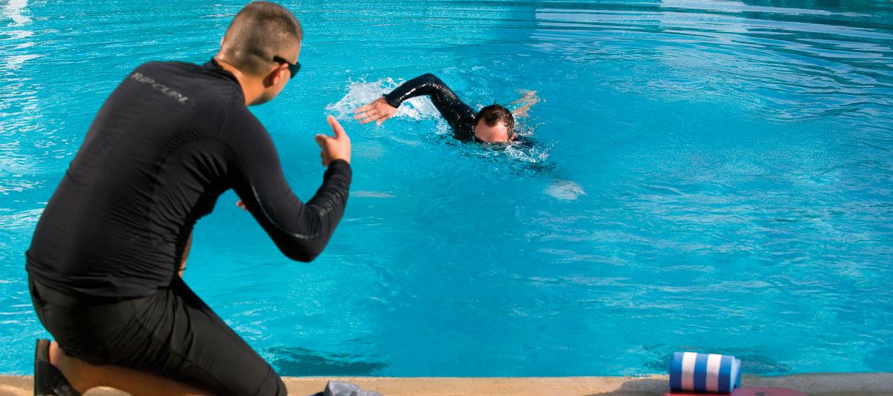 jumeirah-living-wtcr-facilities-pool-02-hero