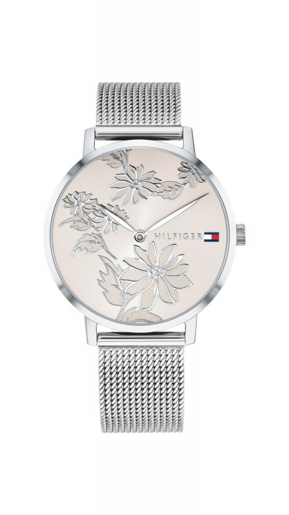 ساعة تومي هيلفيغر النسائية بسعر 565 درهم إماراتي
