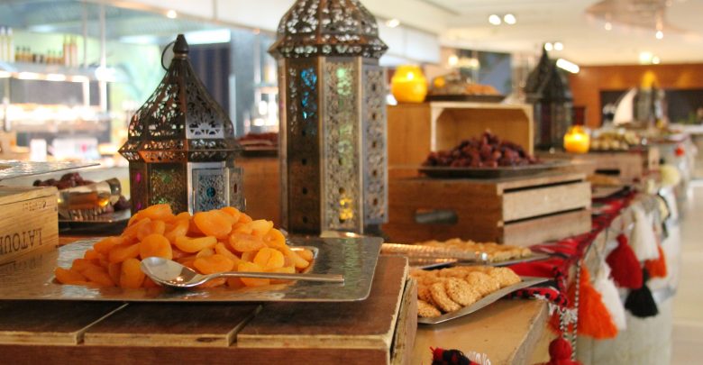 عروض رمضان في ﻣﻨﺘﺠﻊ وﻣﺎرﻳﻨﺎ ويستن دبي شاطئ الميناء السياحي
