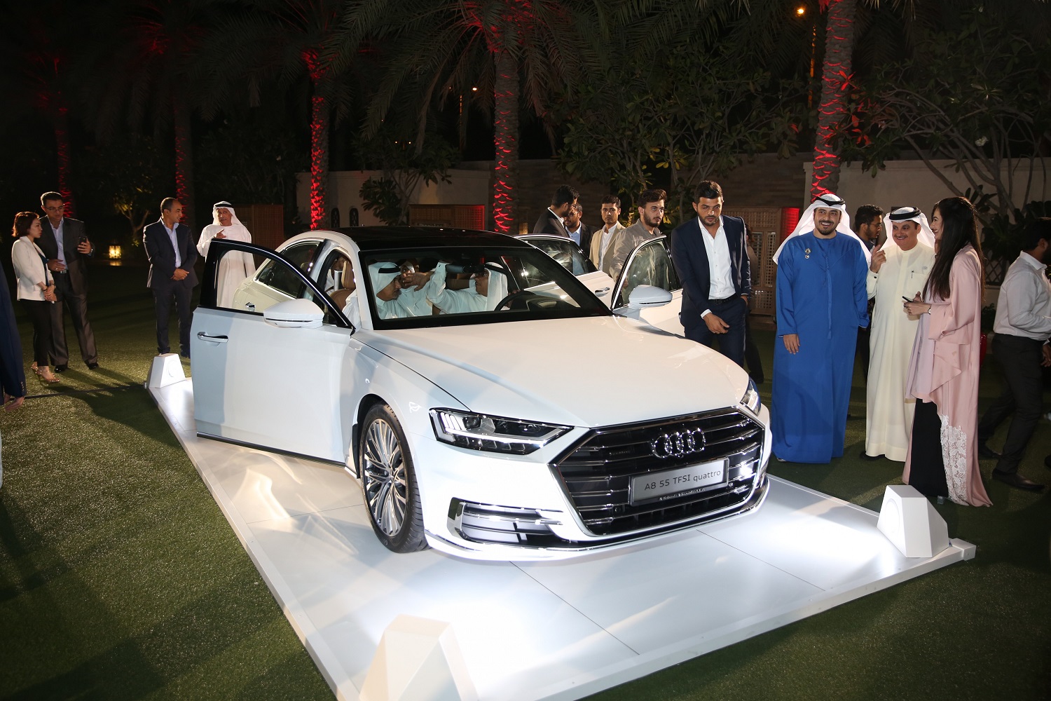 سيارة Audi A8 الجديدة في صالات النابوده