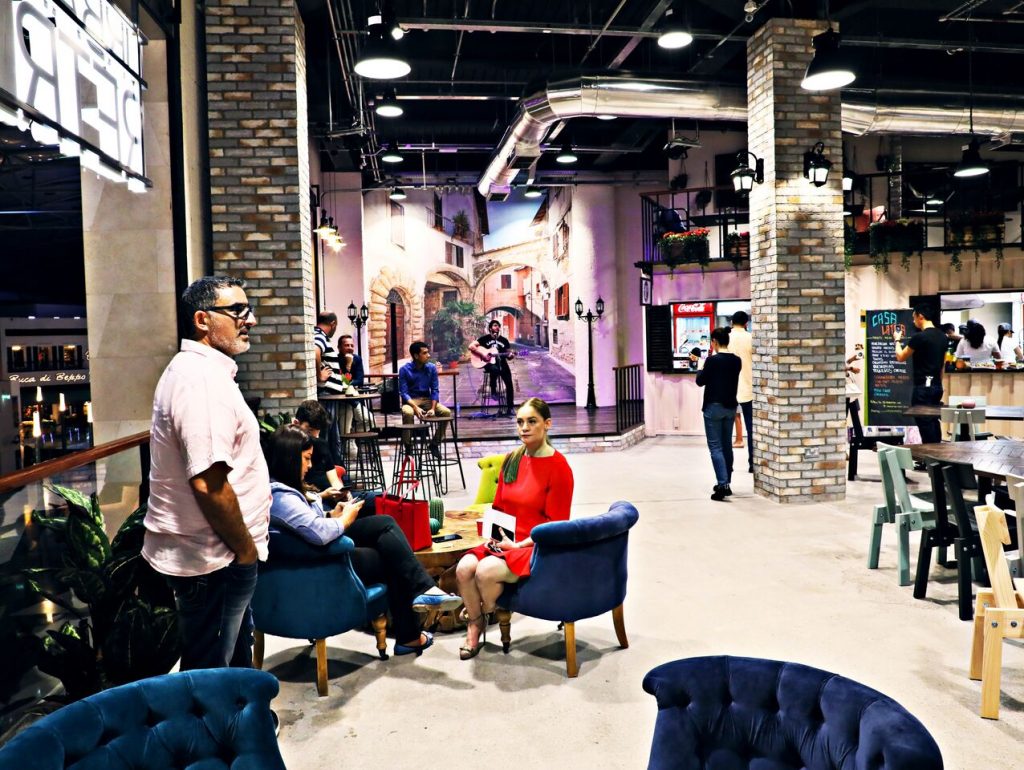 افتتاح Urban retrEAT في ياس مول
