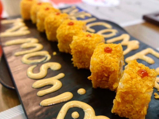 مومو و سوشي