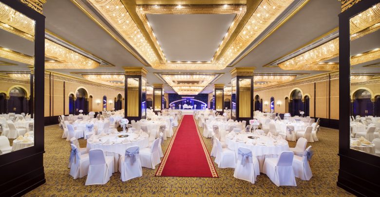 معرض الجوري للأفراح في فندق هيلتون أبوظبي عين دبي تعرف على مطاعم واماكن السهر فى دبي