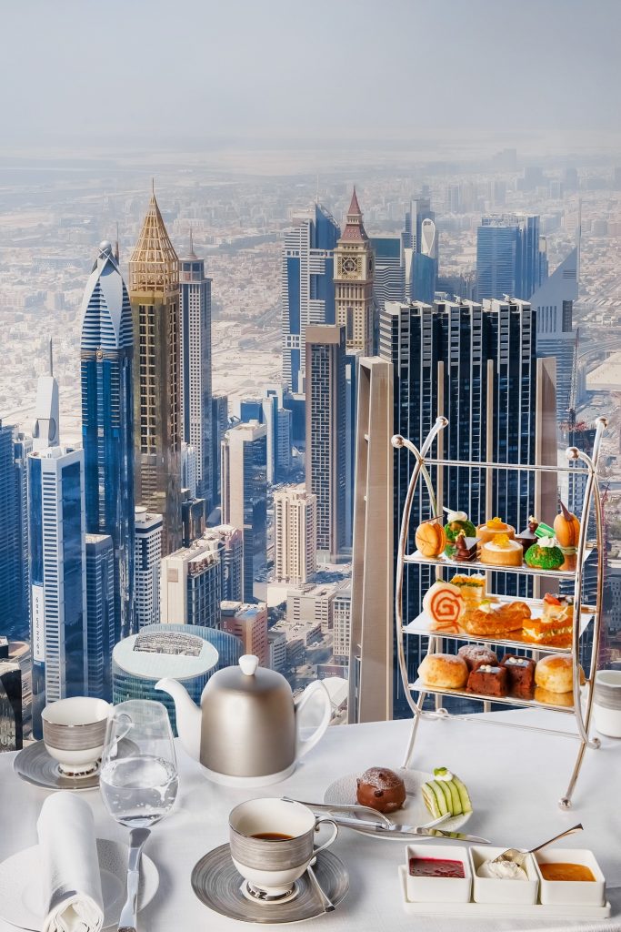 أمسيات الشاي في أتـ.موسفير برج خليفة