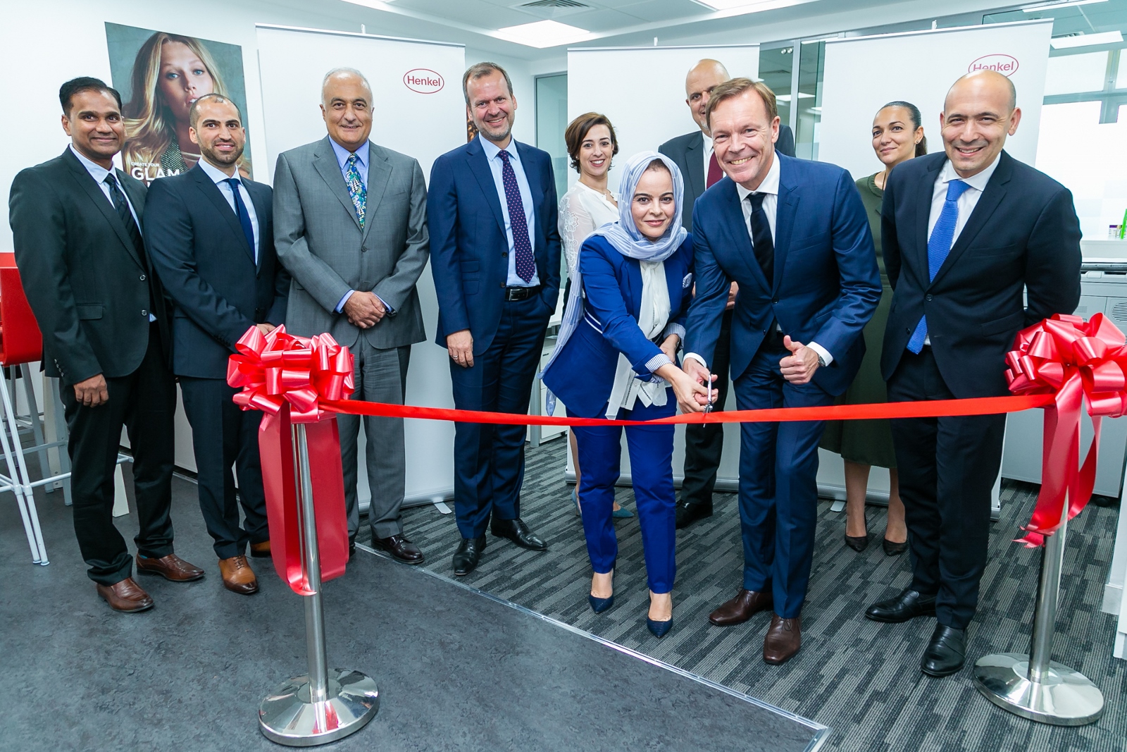 افتتاح مختبر شركة هنكل للعناية بالجمال في دبي