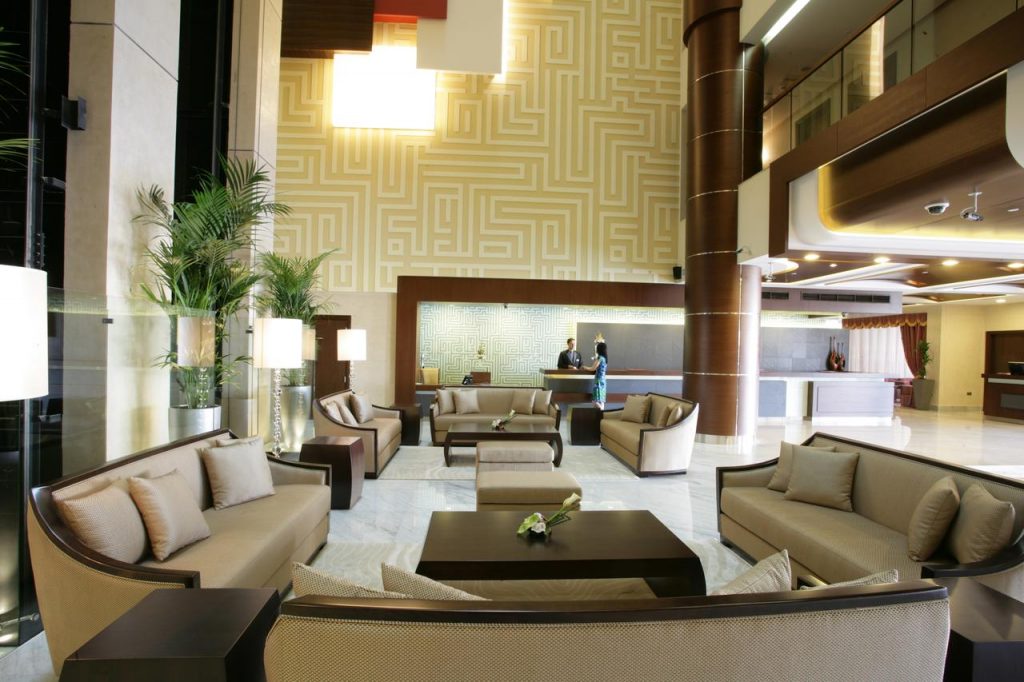 فندق كورال دبي البرشاء