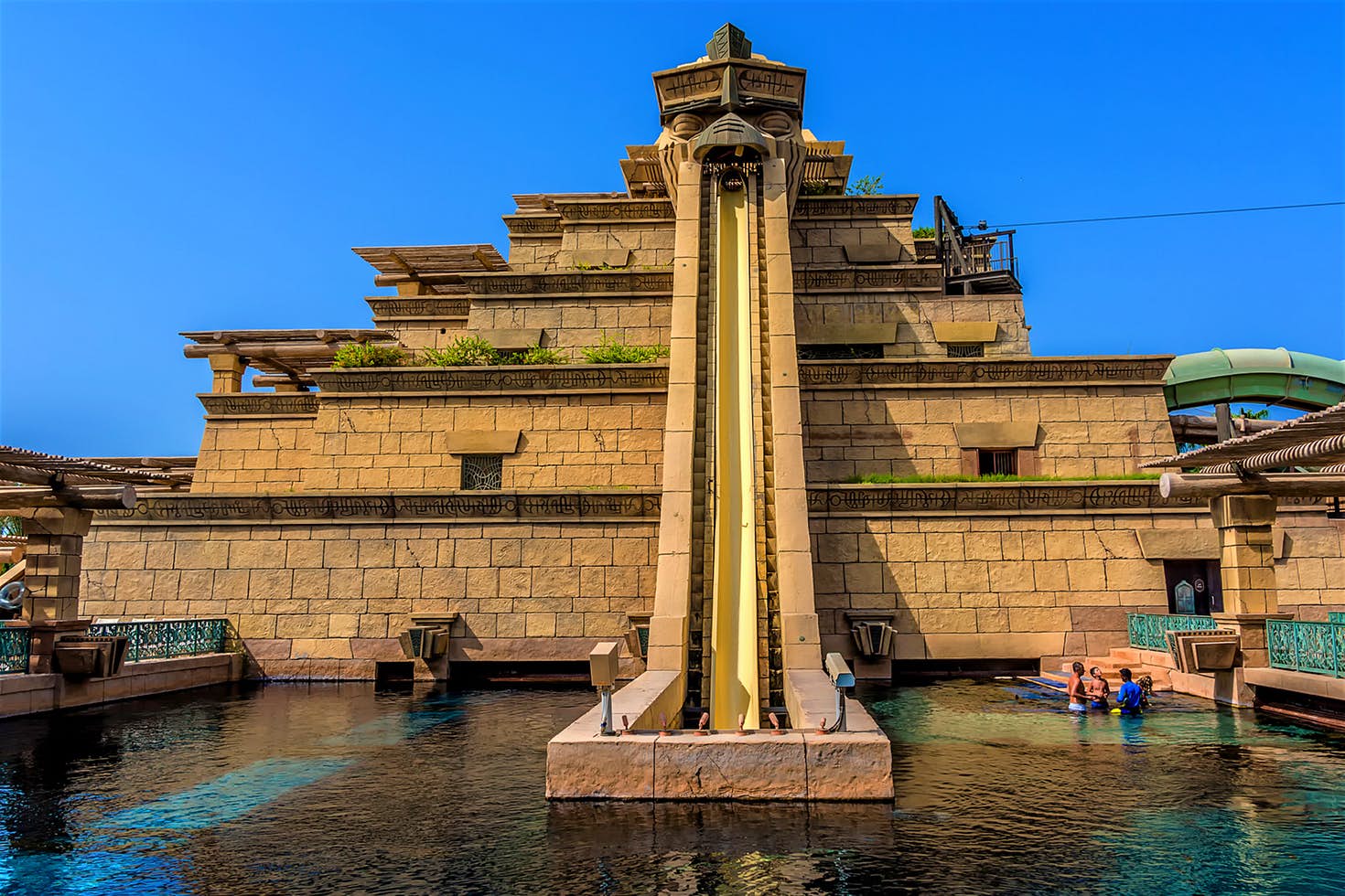 أكوافنتشر واتر بارك Aquaventure Waterpark