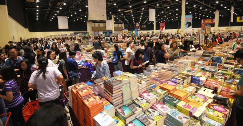 دبي تستضيف أكبر سوق تخفيضات لبيع الكتب في العالم - عين دبي