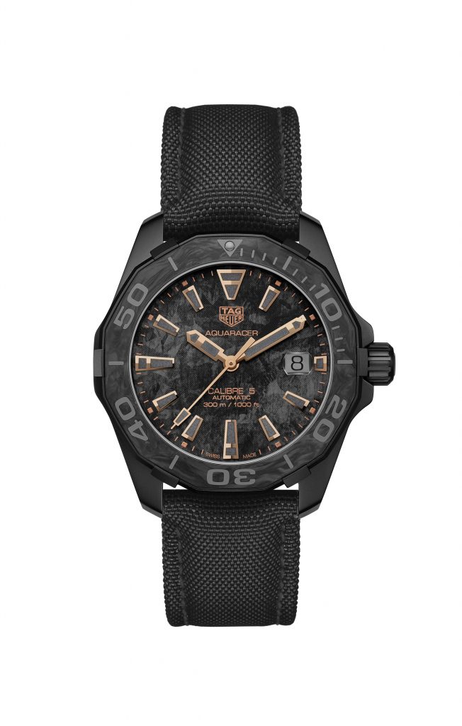 الساعات الكربونية من TAG Heuer