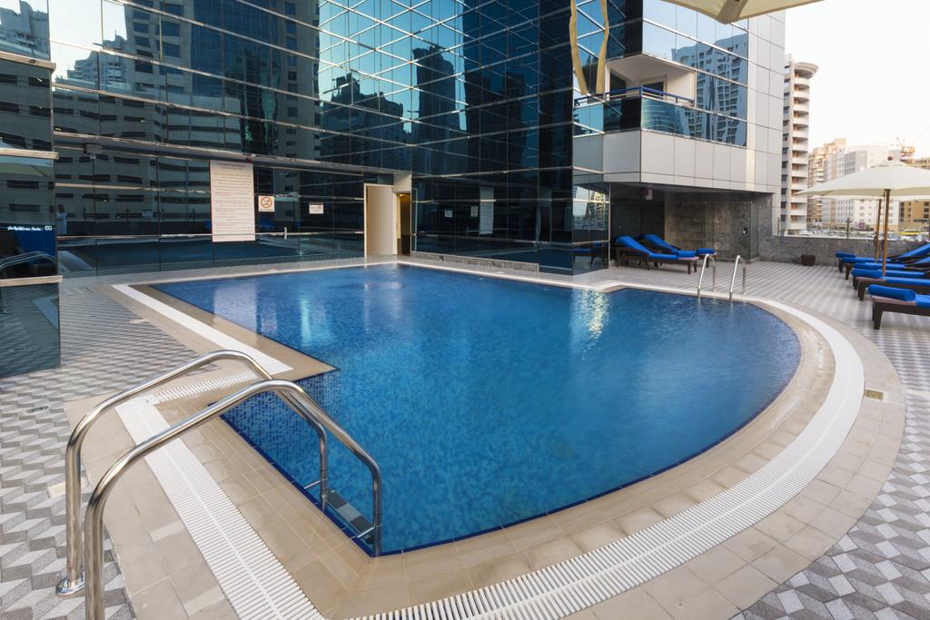 فندق غولدن توليب ميديا Golden Tulip Media Hotel