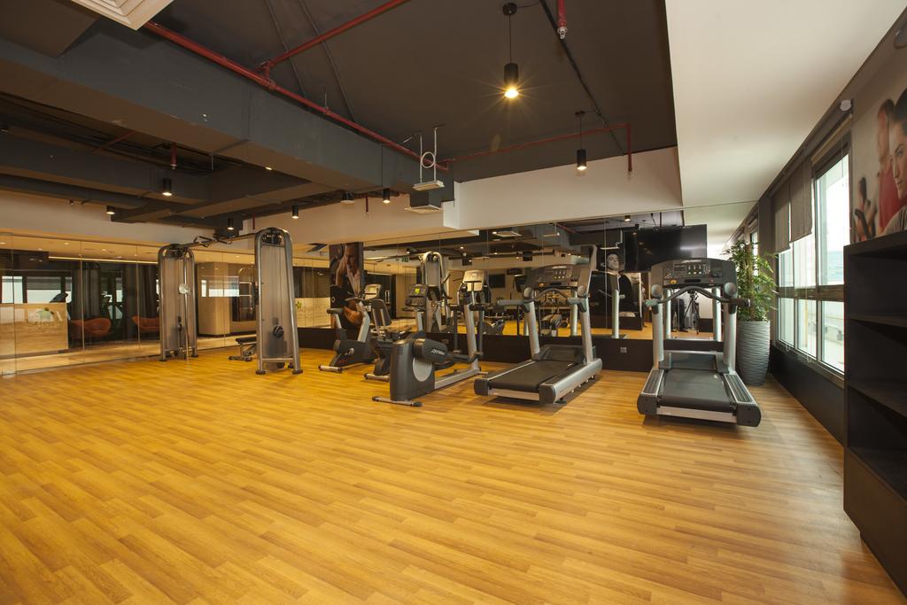 فندق فلورا إن flora inn Hotel