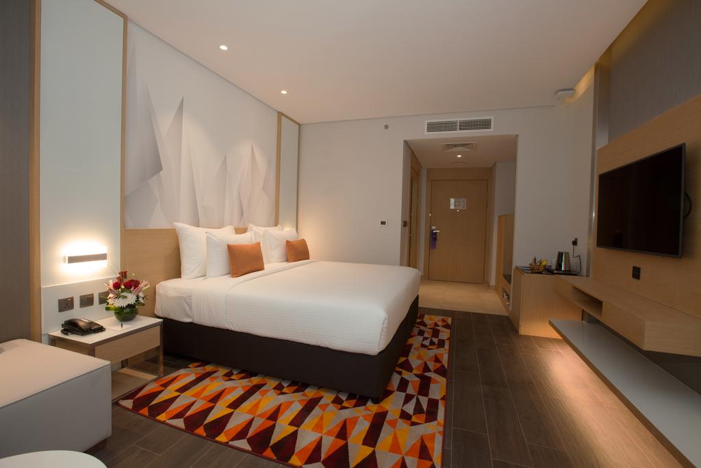 فندق فلورا إن flora inn Hotel