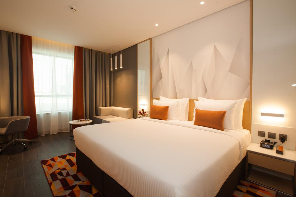 فندق فلورا إن flora inn Hotel