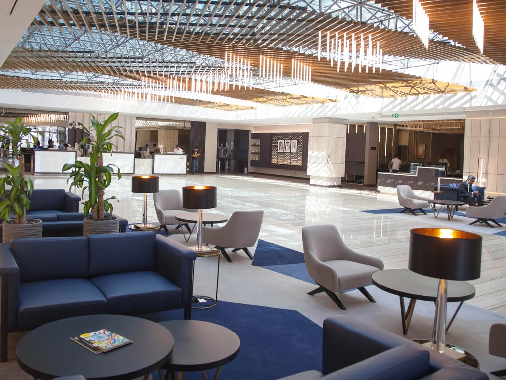 فندق فلورا إن flora inn Hotel