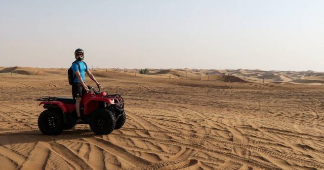 صور تذكارية مع دراجة رباعية Quad biking selfie