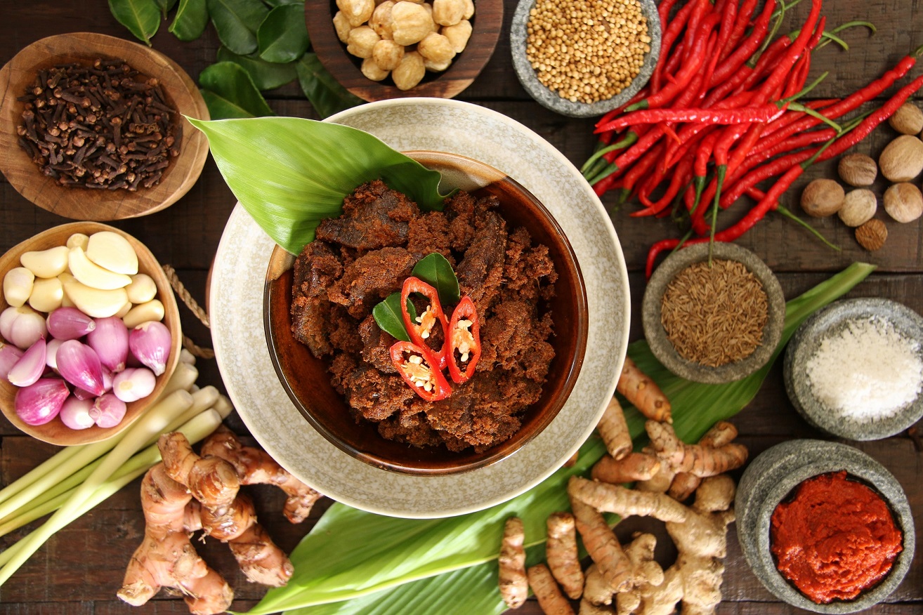 الأطباق الإندونيسية من بيور سكاي لاونج