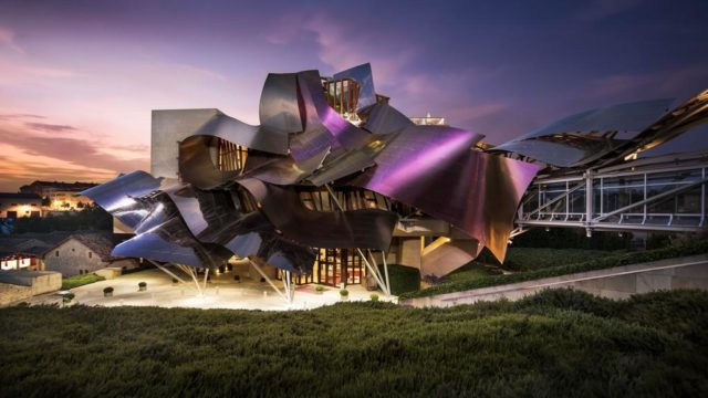 فندق فرانك جيري في اسبانيا Frank Gehry hotel in Spain