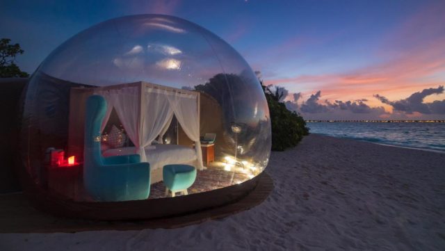 بيتش ببل في جزر المالديف Beach Bubble in Maldives