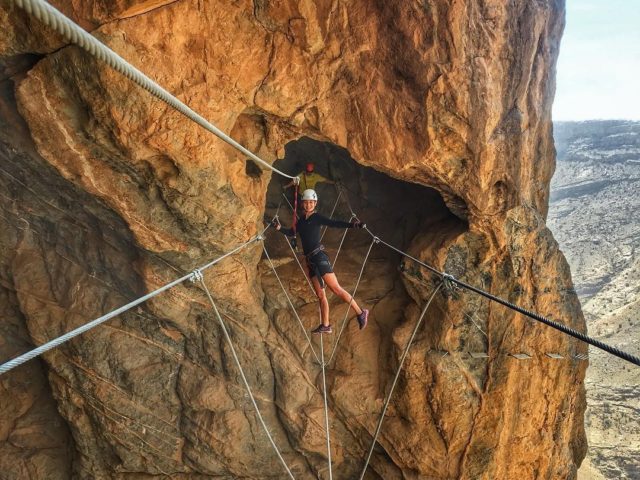 التسلق بمساعدة الحبال Via ferrata ، عمان