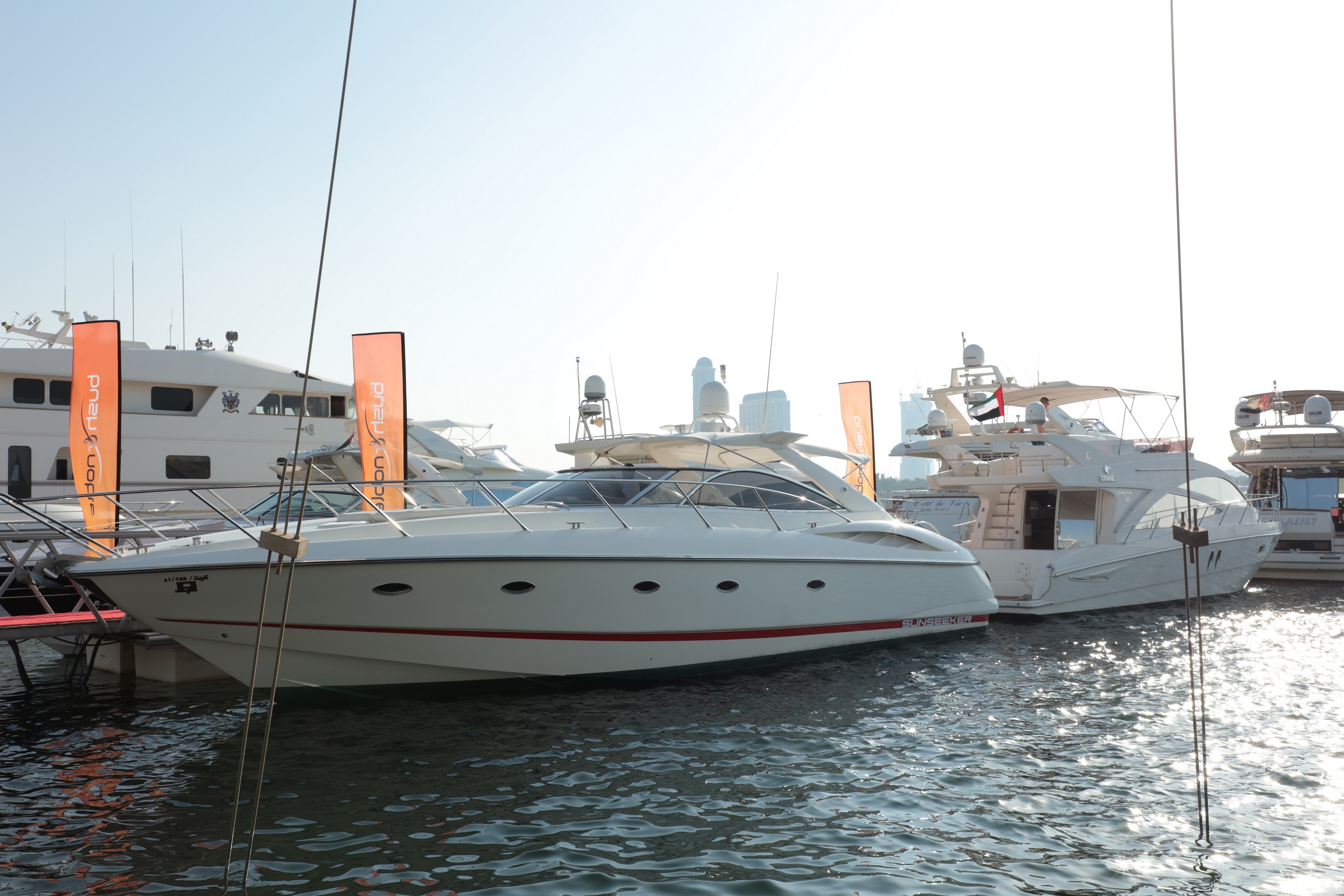معرض دبي للقوارب واليخوت المستعملة في مرسى خور دبي