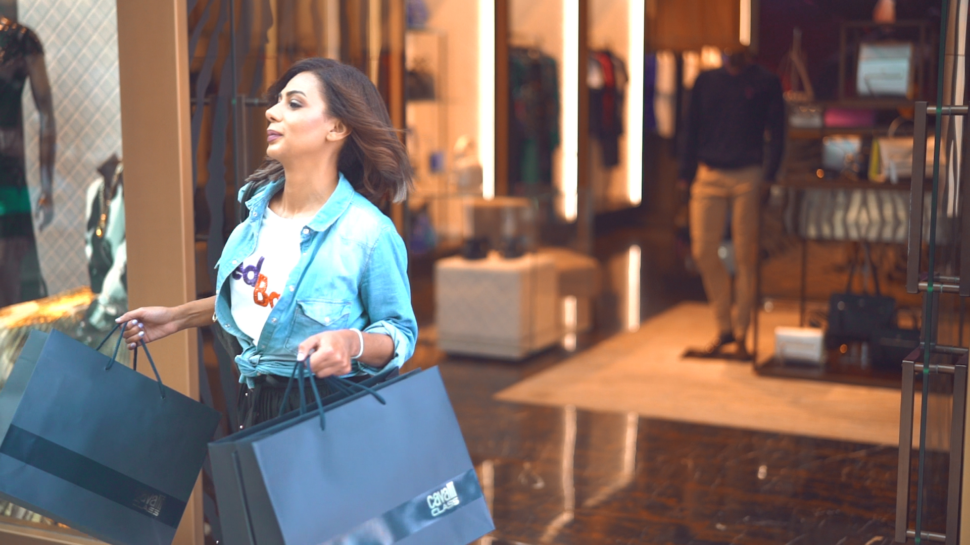 برنامج عيشوها جربوها خلال مهرجان دبي للتسوق