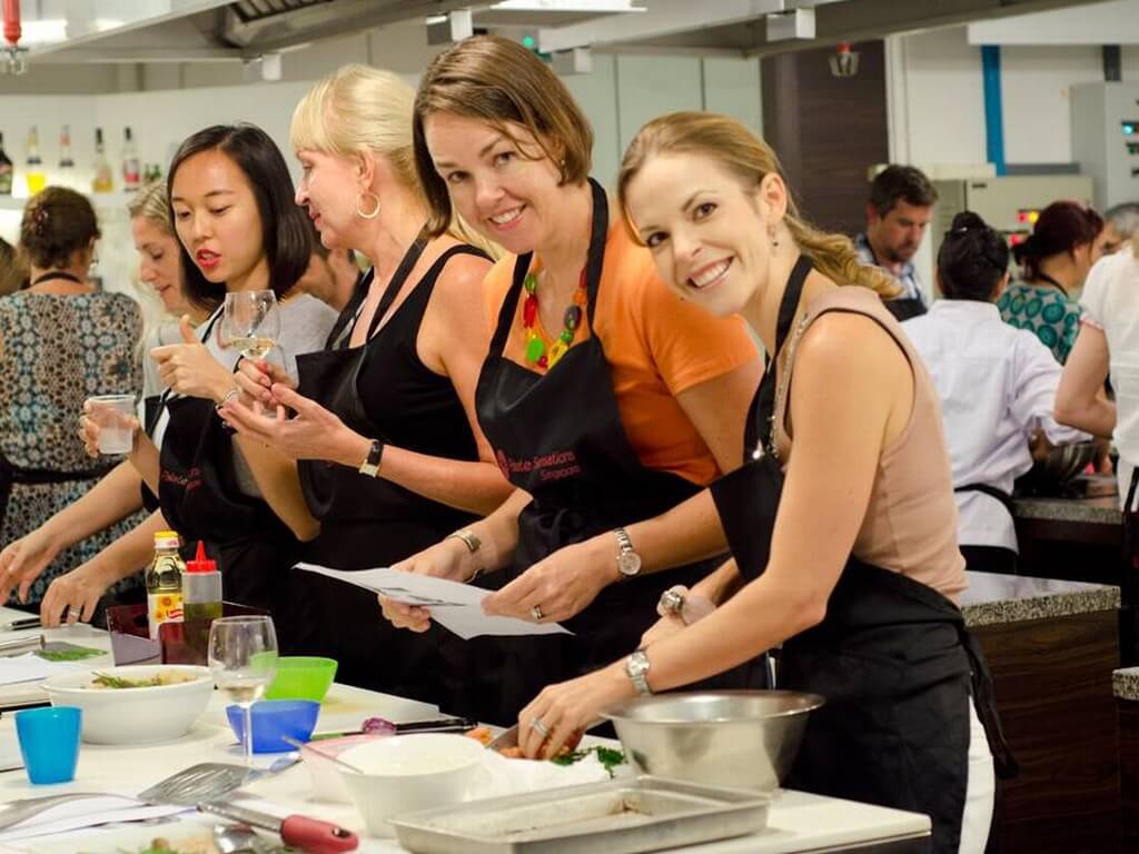 دروس الكريسماس للطبخ Christmas Cooking Class