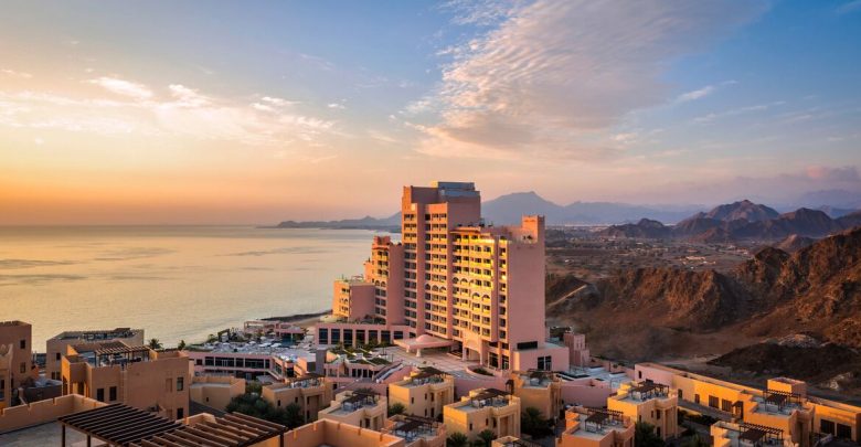 منتجع شاطئ فيرمونت الفجيرة