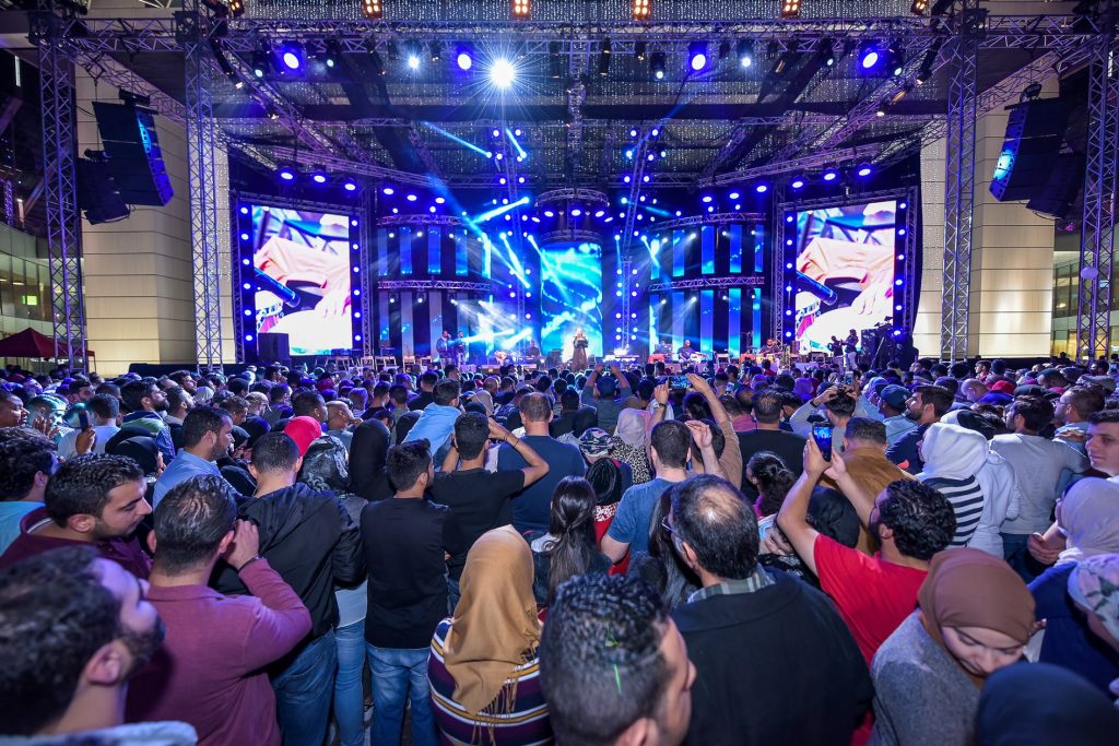 احتفالات جزيرة الماريه برأس السنة
