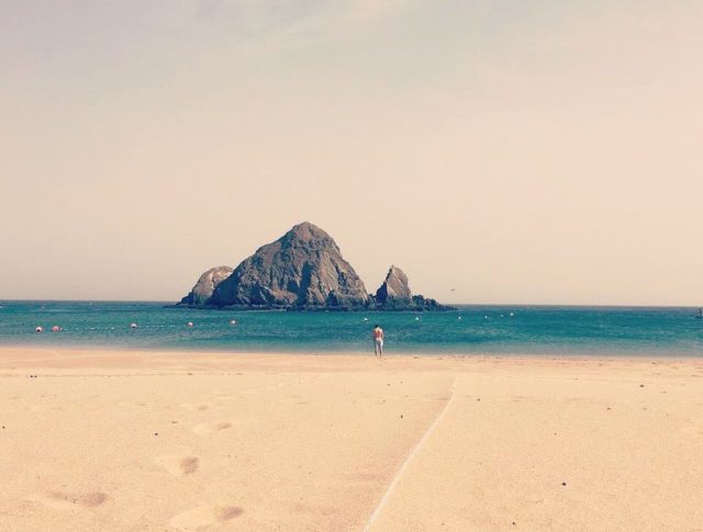 جزيرة سنوبي في الفجيرة Snoopy Island in Fujairah